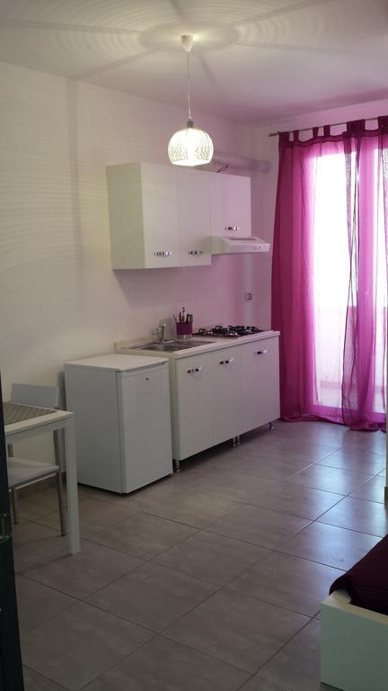 Case Vacanze Iris Uggiano La Chiesa Phòng bức ảnh